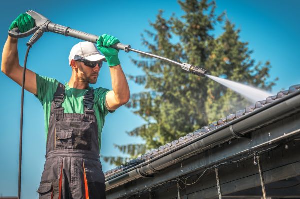 Gutter Washing